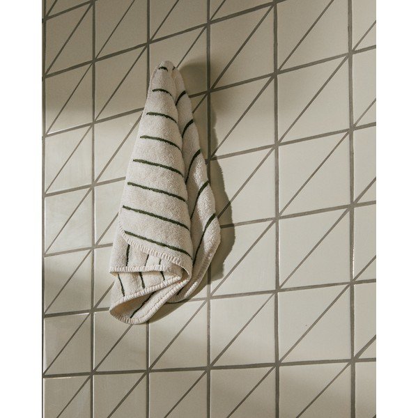 Zielony/beżowy bawełniany ręcznik frotte 30x50 cm Dorane – Kave Home-image-1