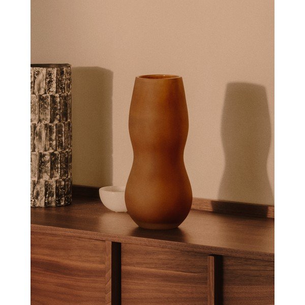 Brązowy szklany wazon (wysokość 32 cm) Crila – Kave Home-image-1