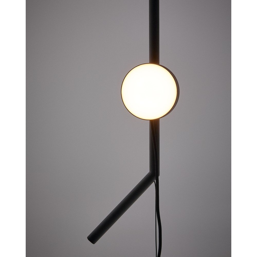 Czarna lampa stojąca LED ze ściemniaczem (wysokość 339 cm) Orey – Kave Home (zdjęcie 3)