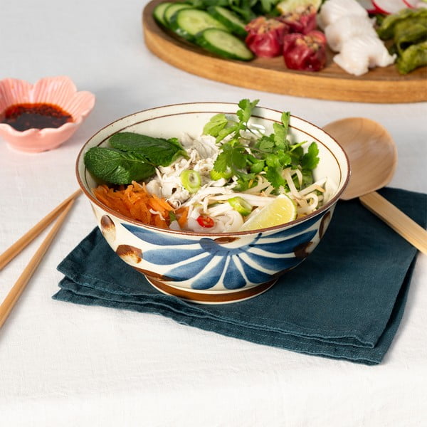 Niebiesko-beżowa porcelanowa miska na ramen 1 l Flower – Rex London-image-3