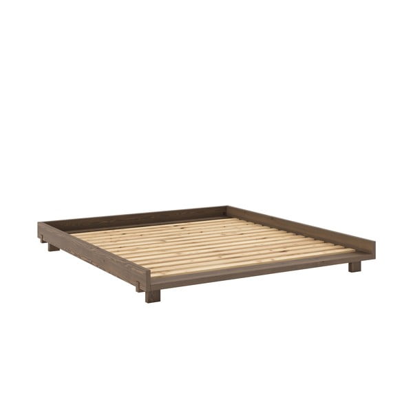 Brązowe łóżko dwuosobowe z litego drewna sosnowego ze stelażem 180x200 cm Social – Karup Design