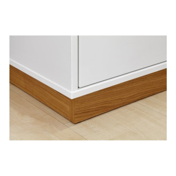 Biała komoda z cokołem i drewnianymi szczegółami Dřevotvar Ontur 11-image-1