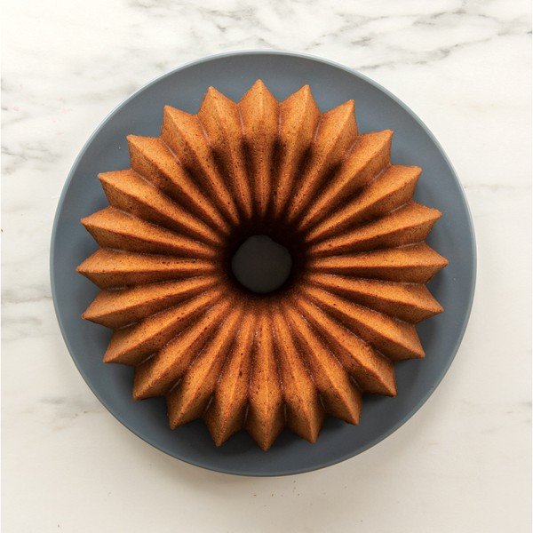 Forma na babkę w kolorze złota Nordic Ware Brilliance, 2,4 l-image-1