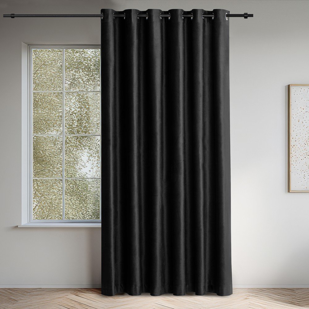 Czarna aksamitna zasłona częściowo zaciemniająca (dimout) 265x225 cm Velto – Filumi (zdjęcie 4)