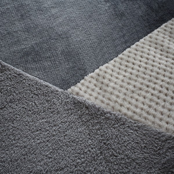 Szara polarowa pościel jednoosobowa 135x200 cm Cosy Larsson Geo – Catherine Lansfield-image-4