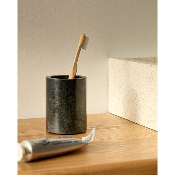 Ciemnozielony marmurowy kubek na szczoteczki do zębów Elenei – Kave Home-image-1