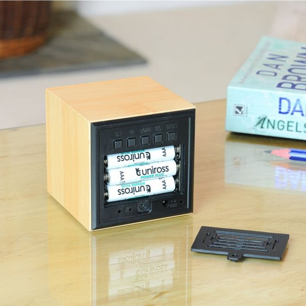 Budzik Cube Click Clock z niebieskim LED, beech-image-2