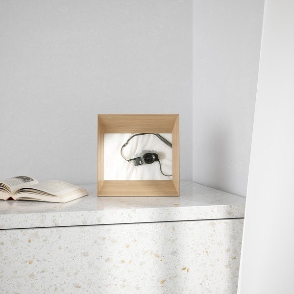Naturalna drewniana ramka stojąca 20x20 cm Lookout – Umbra-image-4