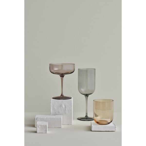 Zestaw 4 szarych kieliszków do czerwonego wina Blomus Mira, 400 ml-image-1