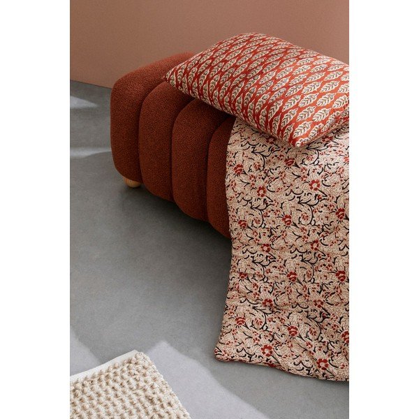 Tapicerowana ławka z materiału bouclé w kolorze terakoty Zora – Bizzotto-image-1