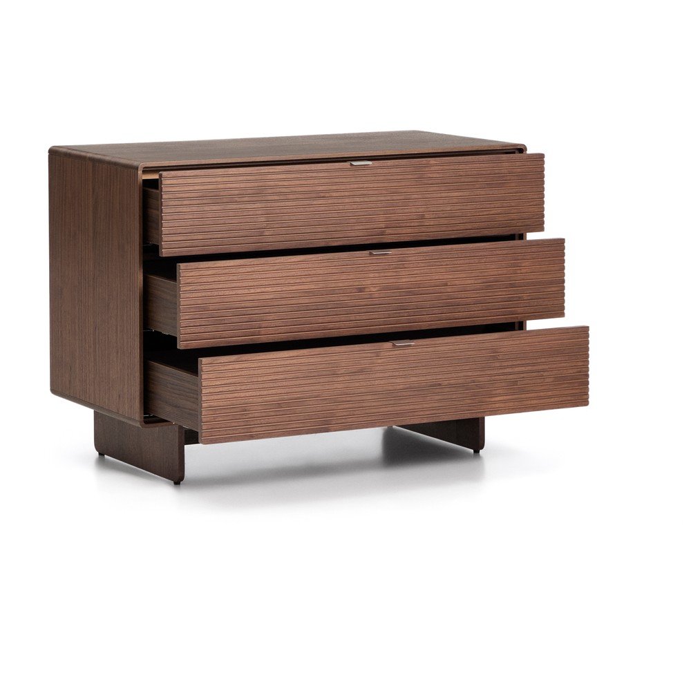 Komoda w dekorze orzecha w ciemnym naturalnym kolorze 101x75x50 cm Norlen – Kave Home (zdjęcie 5)