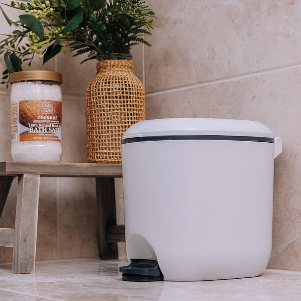 Biały plastikowy kosz na śmieci z pedałem 3,5 l – Addis-image-3