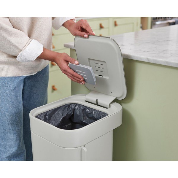 Beżowy stalowy kosz na śmieci z pedałem 40 l Porta – Joseph Joseph-image-1