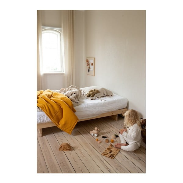 Naturalne łóżko z litego drewna sosnowego ze stelażem 90x200 cm Kanso – Karup Design-image-1