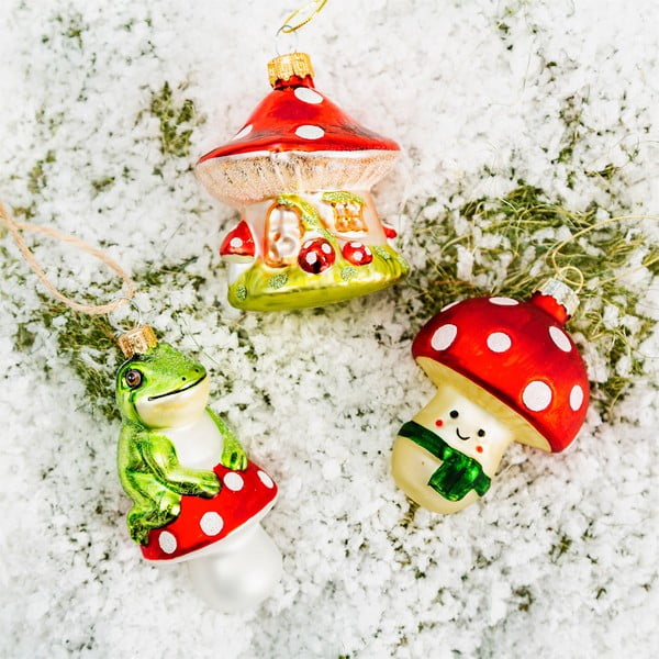 Szklana ozdoba świąteczna wykonana ręcznie ø 6 cm Mushroom House – Sass & Belle-image-1