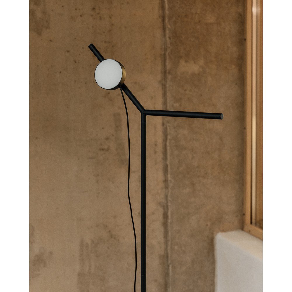Czarna lampa stojąca LED ze ściemniaczem (wysokość 160 cm) Orey – Kave Home (zdjęcie 3)