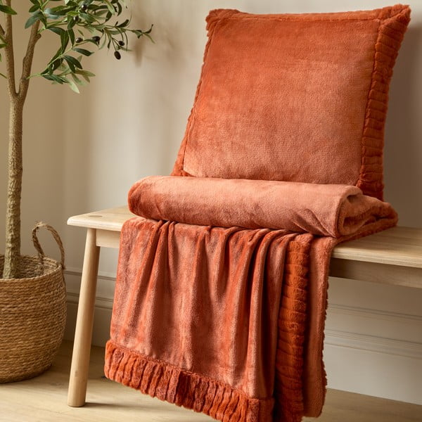 Poduszka dekoracyjna z mikropluszu 55x55 cm Velvet and Faux Fur – Catherine Lansfield-image-3