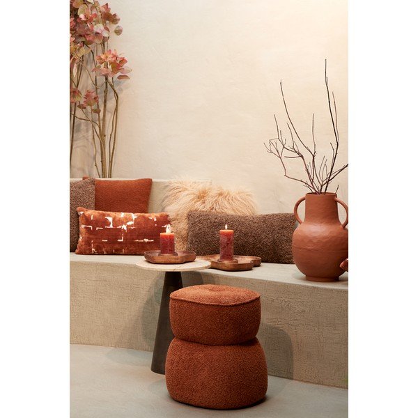 Pomarańczowy puf z materiału bouclé Leyla – Light & Living-image-1