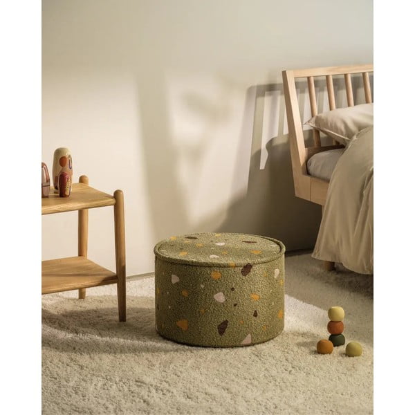 Zielony puf dziecięcy z materiału bouclé/z tkaniny szenilowej Terrazzo – Wigiwama-image-1