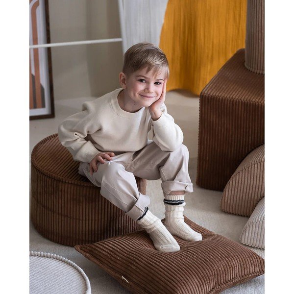 Brązowa sztruksowa poduszka na sofę dziecięcą Block – Wigiwama-image-2