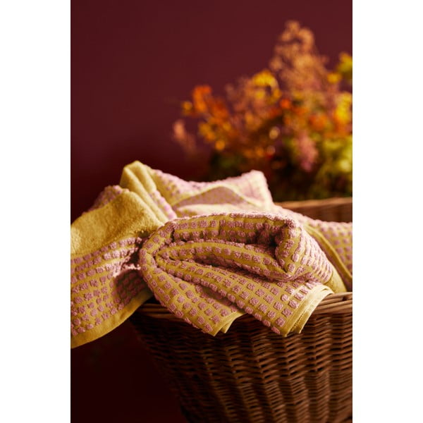 Żółto-różowy ręcznik kąpielowy z bawełny organicznej frotte 70x140 cm Check – JUNA-image-3