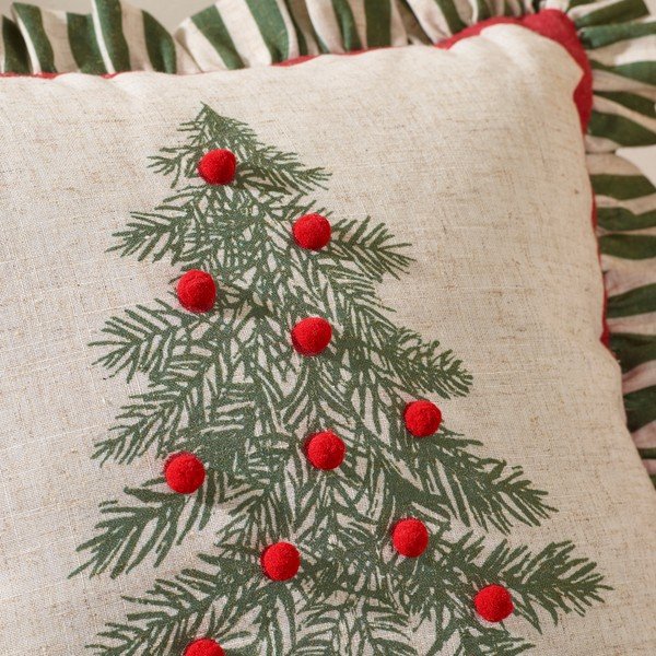 Poduszka dekoracyjna ze świątecznym motywem 45x45 cm Frilled Christmas Tree – Catherine Lansfield-image-2