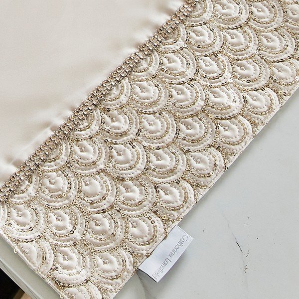 Tekstylne maty stołowe zestaw 4 szt. 30x46 cm Deco Sequin – Catherine Lansfield-image-1