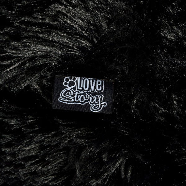 Czarne legowisko dla psów 55x87 cm – Love Story-image-4