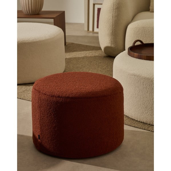 Puf z materiału bouclé w kolorze terakoty Kaeli – Kave Home-image-1