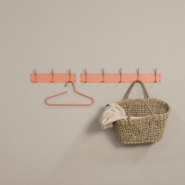 Łososiowy metalowy wieszak ścienny 70 cm Fusion – Spinder Design-image-1