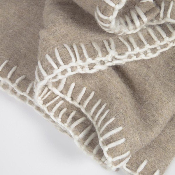 Wełniany koc 125x150 cm Augustina – Kave Home-image-1