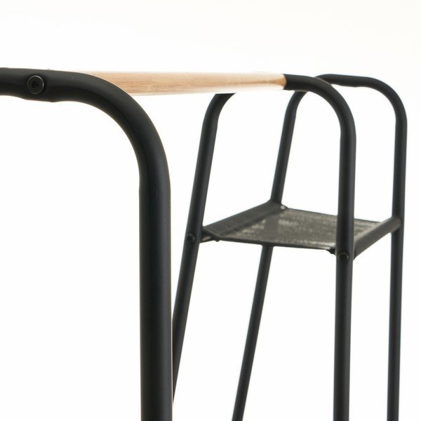 Czarny metalowy stojak na ubrania – Casa Selección-image-1