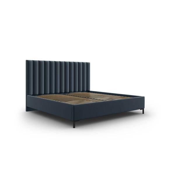 Ciemnoniebieskie tapicerowane łóżko dwuosobowe ze schowkiem i stelażem 180x200 cm Casey – Mazzini Beds