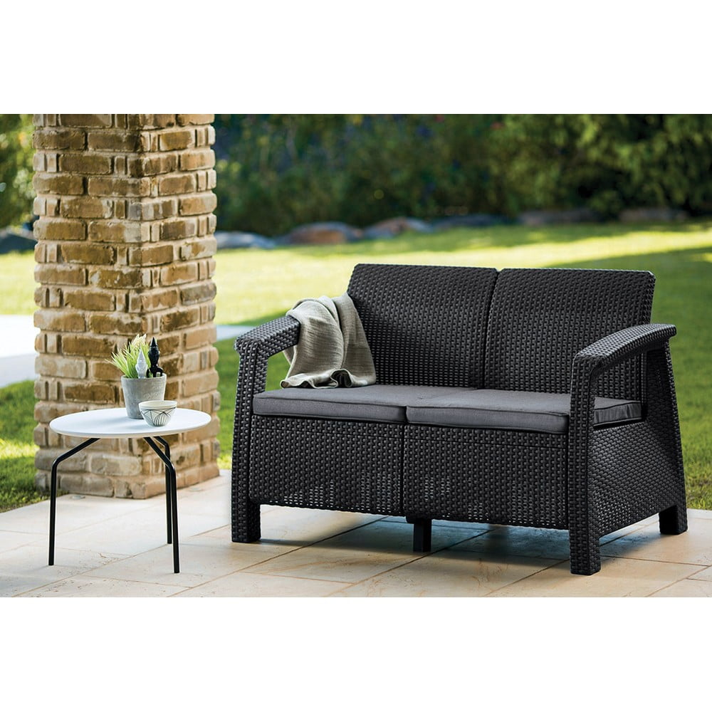 Ciemnoszara sofa ogrodowa z imitacji rattanu Corfu – Keter (zdjęcie 4)