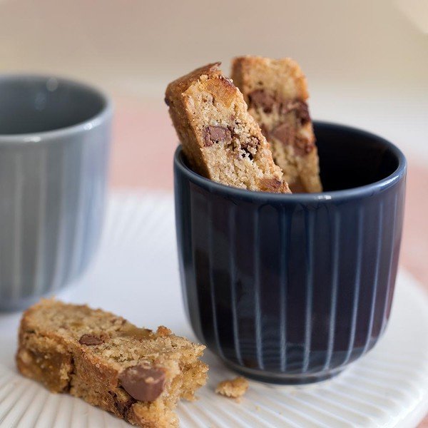 Ciemnoniebieski porcelanowy kubek Kähler Design Hammershoi, 330 ml-image-2