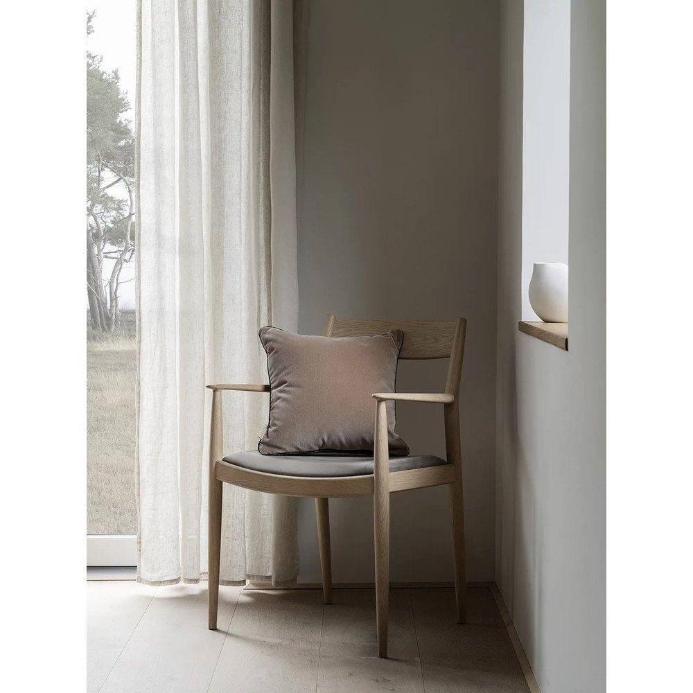 Jasnoszary porcelanowy wazon (wysokość 14 cm) Nona – Blomus (zdjęcie 3)