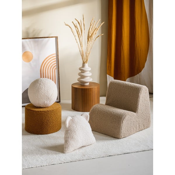 Jasnobrązowy fotel dziecięcy z materiału bouclé Cloud – Wigiwama-image-4