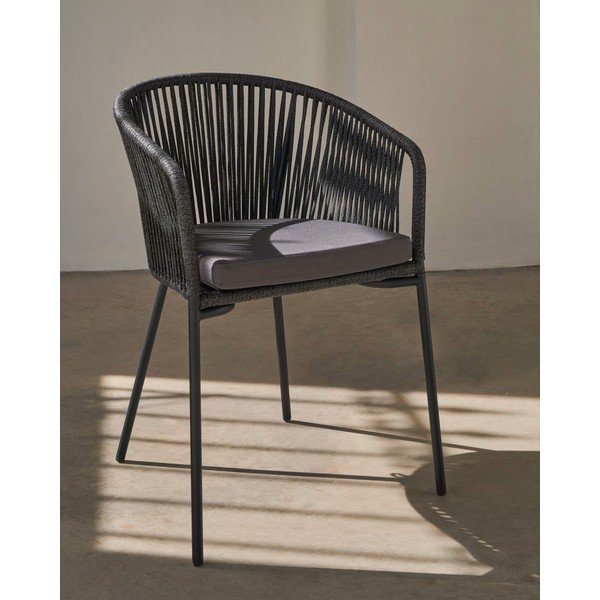 Czarne metalowe/tapicerowane krzesło ogrodowe Yanet – Kave Home-image-1