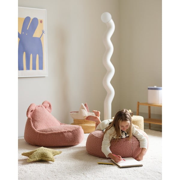 Różowy dziecięcy worek do siedzenia z materiału bouclé Bear – Wigiwama-image-3