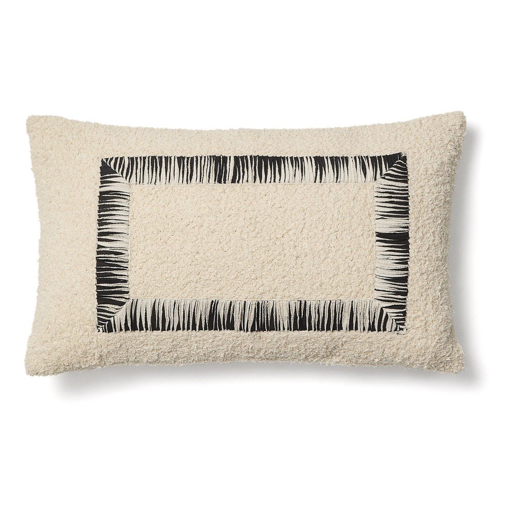 Poszewka na poduszkę z materiału bouclé 50x30 cm Enari – Kave Home