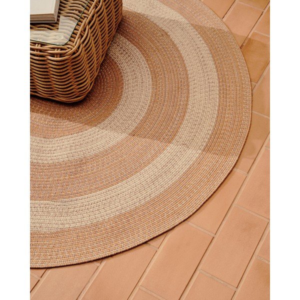 Brzoskwiniowy dywan odpowiedni na zewnątrz z włókien z recyklingu 160x230 cm Leeith – Kave Home-image-2