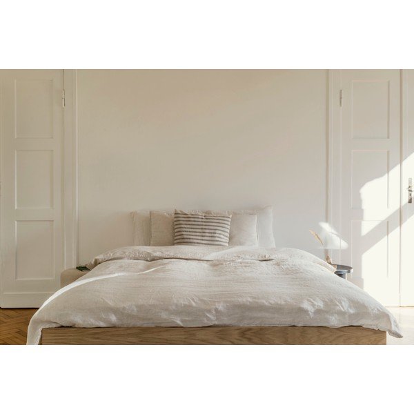 Czarne łóżko dwuosobowe z płyty wiórowej bez zagłówka ze stelażem 160x200 cm Streiko – noo.ma-image-3