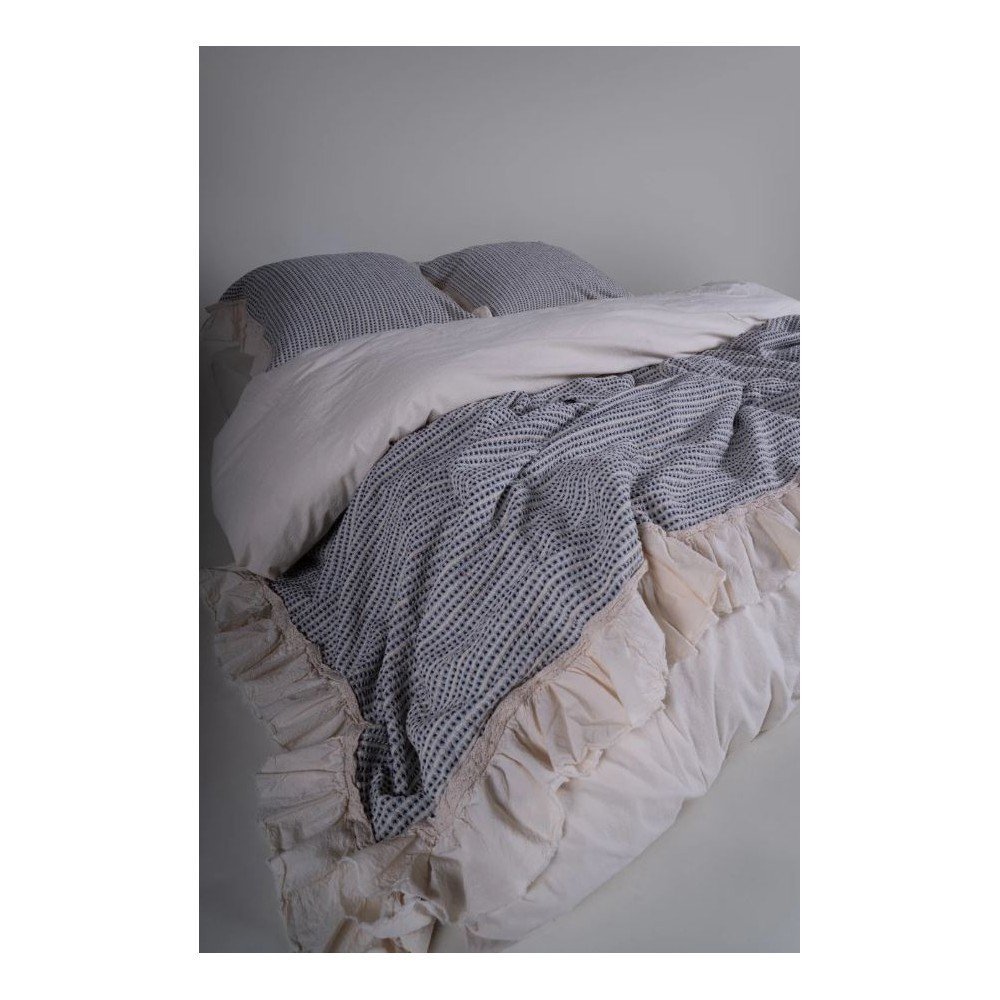 Jasnoszary zestaw narzuty na łóżko i poszewki na poduszkę z bawełny renforcé 240x260 cm Bella Calm Ruffle – Mila Home Luxury (zdjęcie 6)