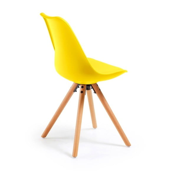Żółte krzesło z bukowymi nogami loomi.design Lumos-image-1