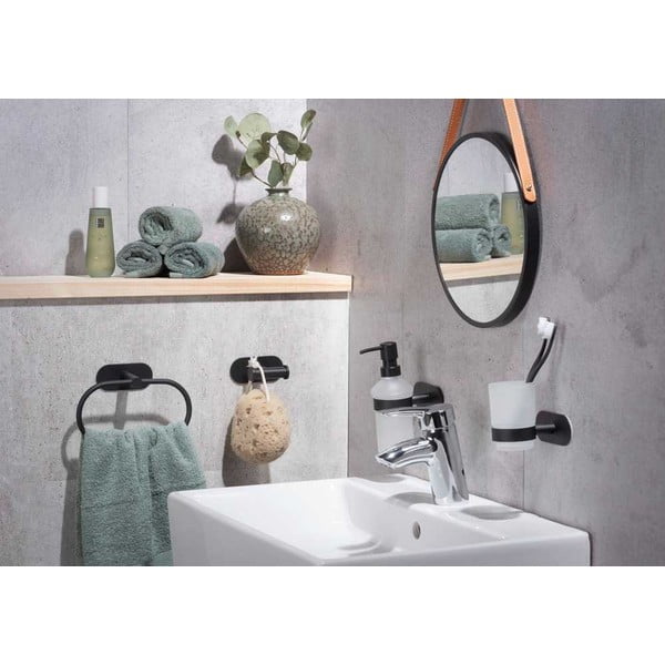 Samoprzylepny zestaw akcesoriów łazienkowych ze stali nierdzewnej w kolorze matowej czerni Orea – Wenko-image-1