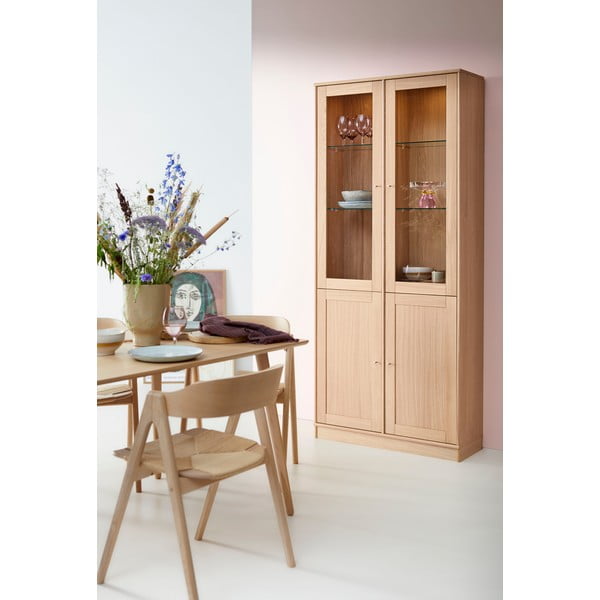 Naturalna witryna w dekorze dębu z oświetleniem 89x199 cm Mistral – Hammel Furniture-image-1