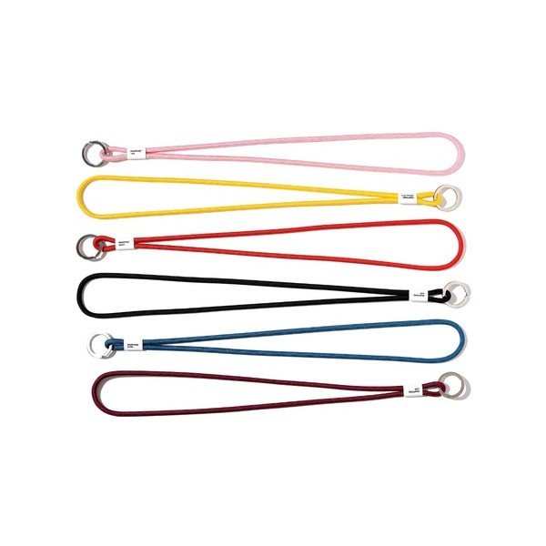 Jasnoróżowy breloczek Light Pink 182 – Pantone-image-1