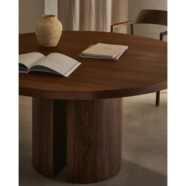 Okrągły stół z blatem w dekorze orzecha ø 150 cm Nealy – Kave Home-image-2