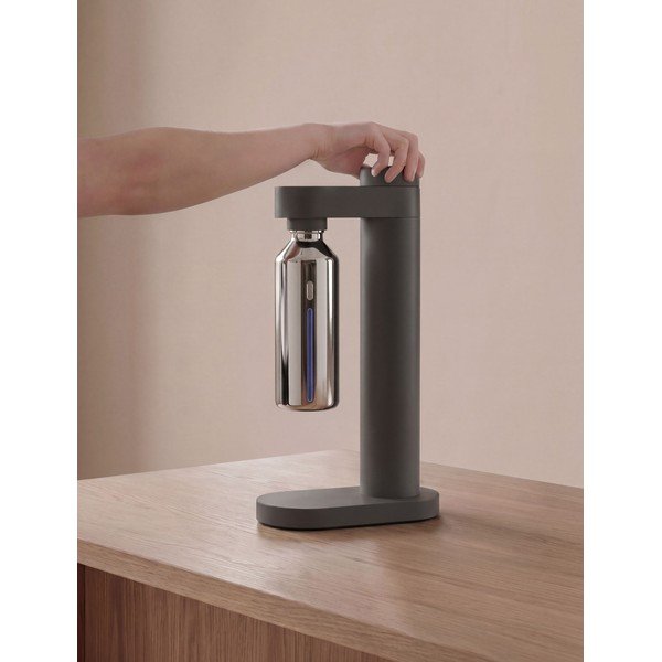 Butelka do saturatora ze stali nierdzewnej w kolorze srebra Brus – Stelton-image-3