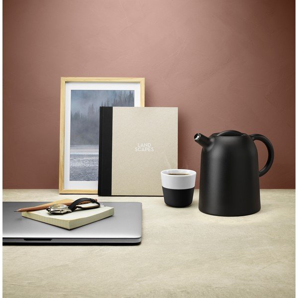 Czarny próżniowy dzbanek do herbaty Eva Solo Thimble, 1 l-image-1